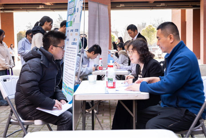 【聚焦院处·农学院 园艺学院】举办“小精专优”专场招聘会