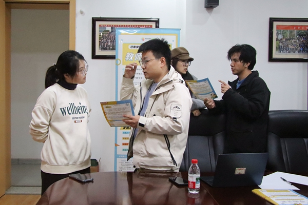 【聚焦院处·草业学院】“小精专优”专场招聘会助力毕业生高质量就业